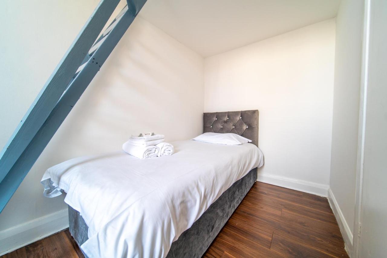 Spacious 2 Bedroom Apartment In Downtown London Bagian luar foto